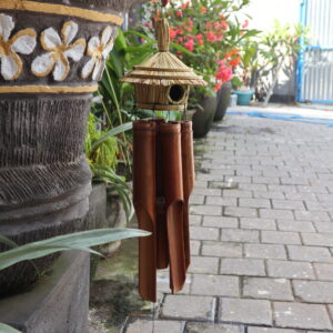 groß Runde Seegras Vogelkasten mit Windspiel 56x20cm